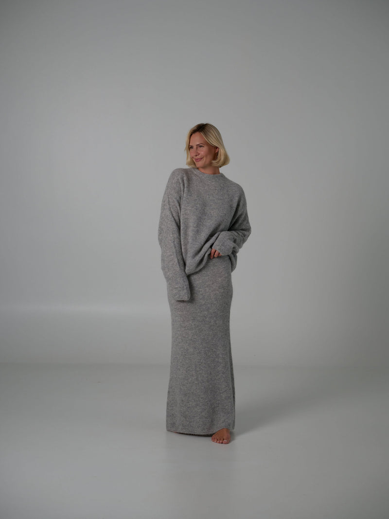 SURI SWEATER GREY