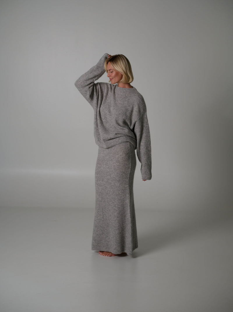 SURI SWEATER GREY