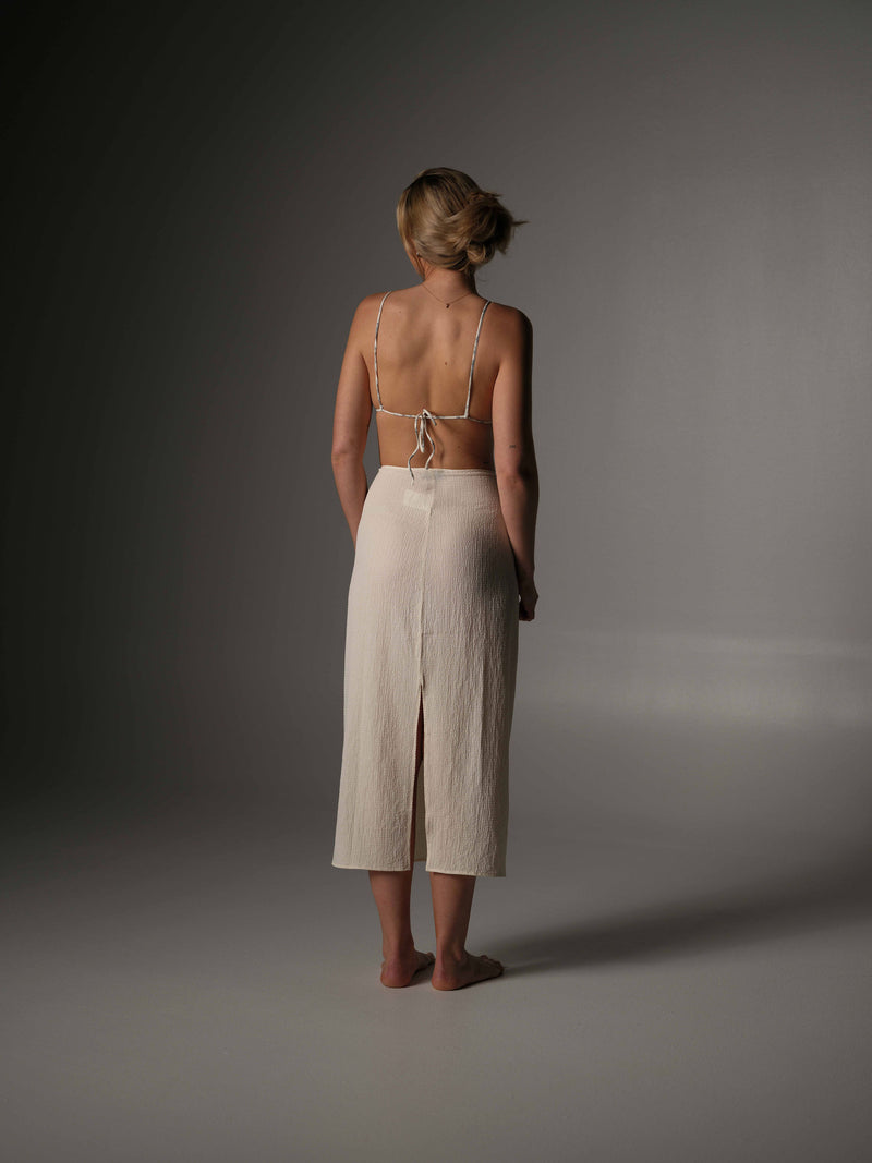 CRINKLE WRAP SKIRT ECRU
